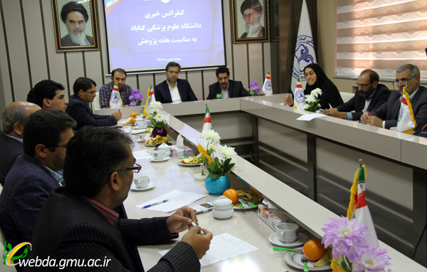 تشریح مهمترین فعالیت‌های معاونت تحقیقاتی سال پژوهشی 95 – 94