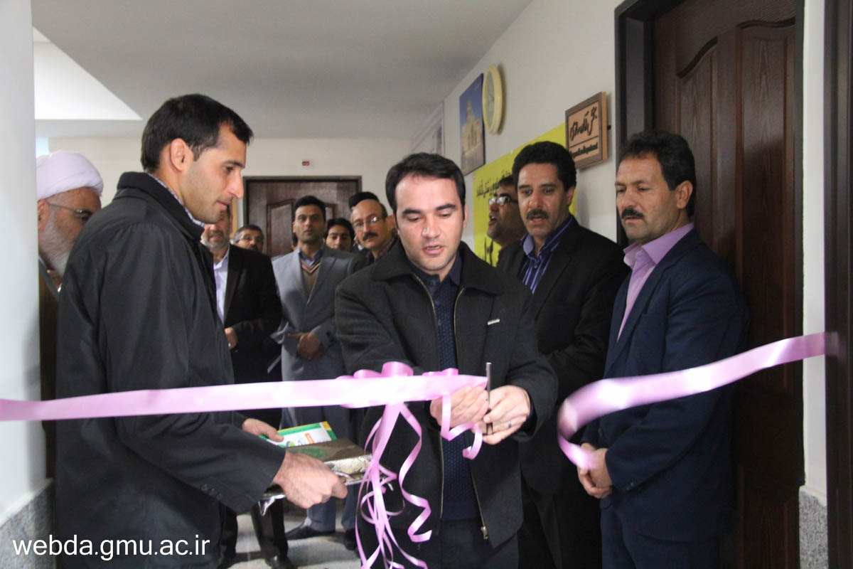 گشایش نمایشگاه کتاب در گرامیداشت هفته پژوهش